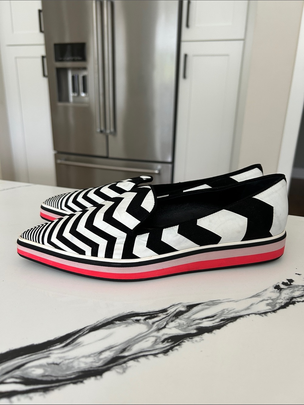 NWOT - NICHOLAS KIRKWOOD Chevron Point Toe Flats